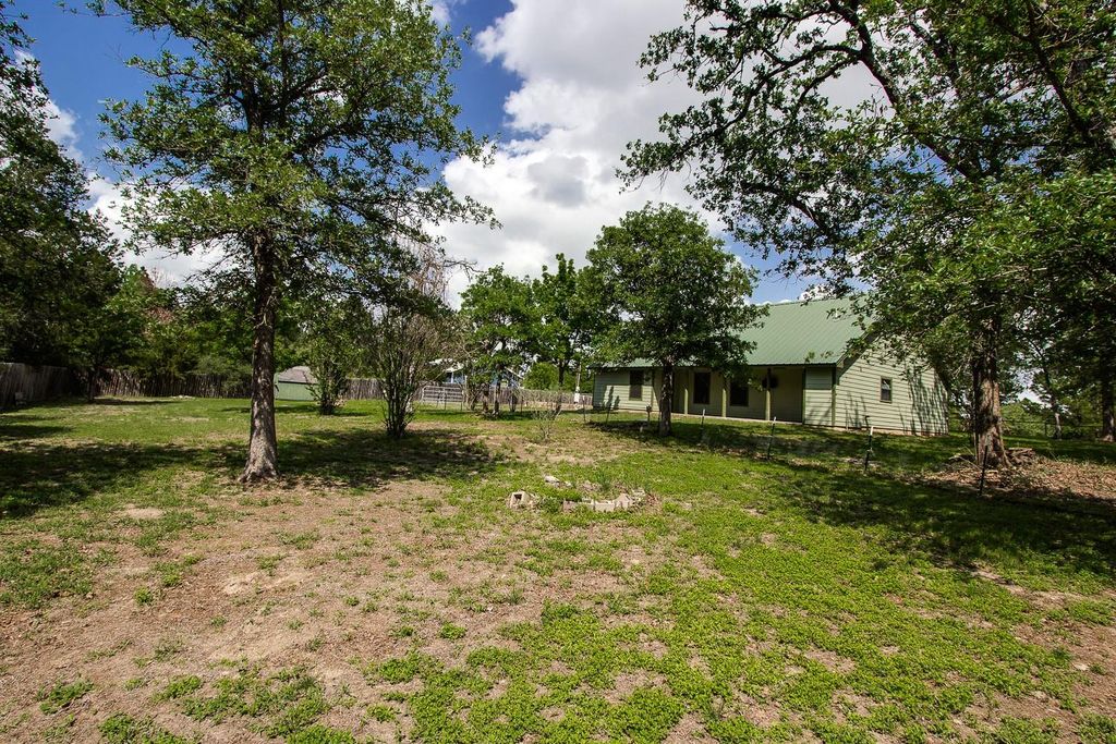 134 HIGH TIMBERS RD, Bastrop, TX 78602