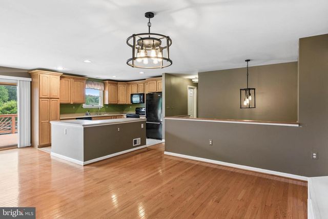 3275 SYKESVILLE RD, Westminster, MD 21157