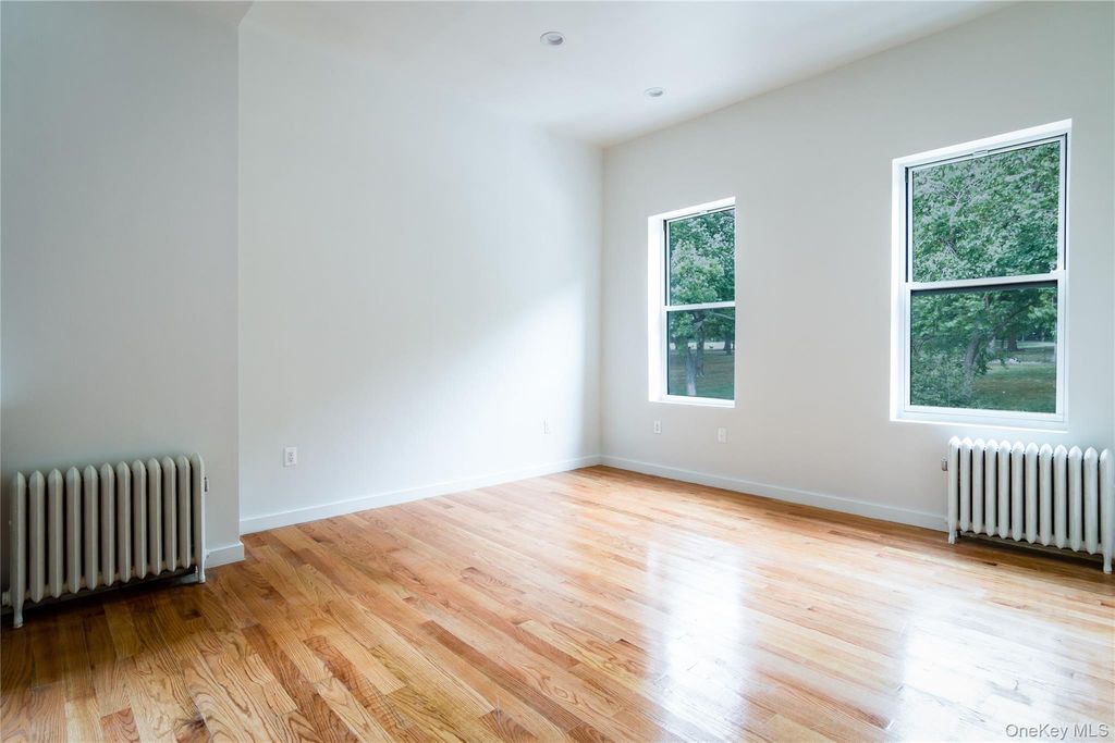 1501 Teller Avenue, Bronx, NY 10457 — photo 2