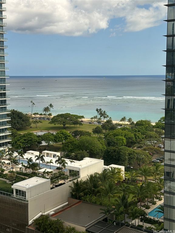 1000 Auahi Street 1906, Honolulu, HI 96814