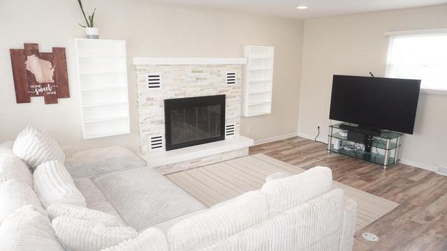 7603 28th AVENUE, Kenosha, WI 53143