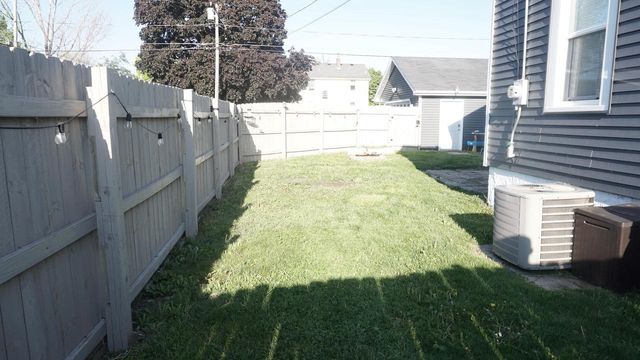 7603 28th AVENUE, Kenosha, WI 53143