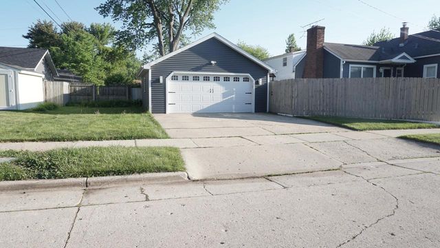 7603 28th AVENUE, Kenosha, WI 53143