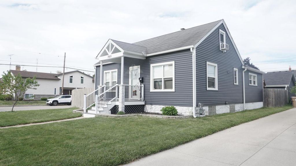 7603 28th AVENUE, Kenosha, WI 53143
