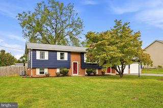175 POINTER WAY, Inwood, WV 25428