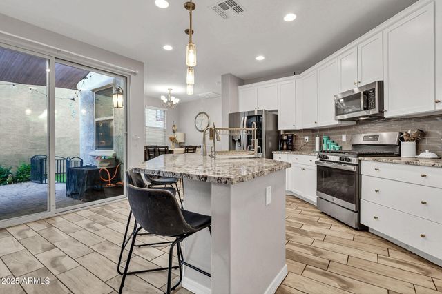 4145 E BETHENA Street, Gilbert, AZ 85295