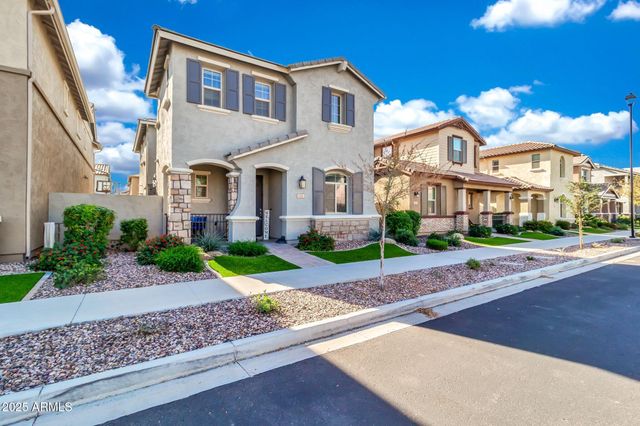 4145 E BETHENA Street, Gilbert, AZ 85295