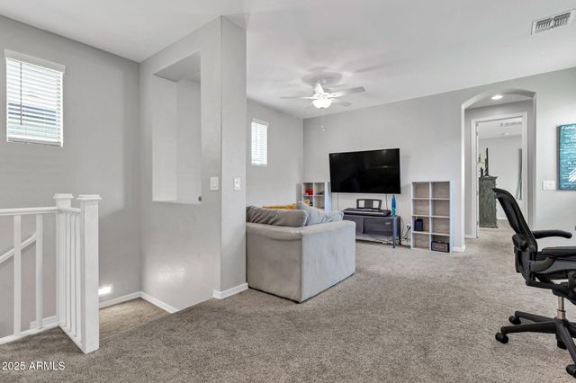 4145 E BETHENA Street, Gilbert, AZ 85295