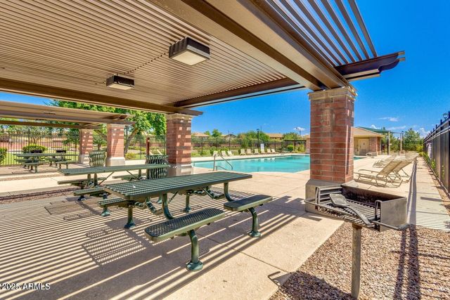 4145 E BETHENA Street, Gilbert, AZ 85295