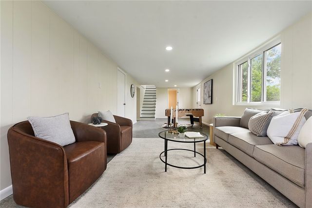 1936 W Beckert Ave, Reserve, PA 15212