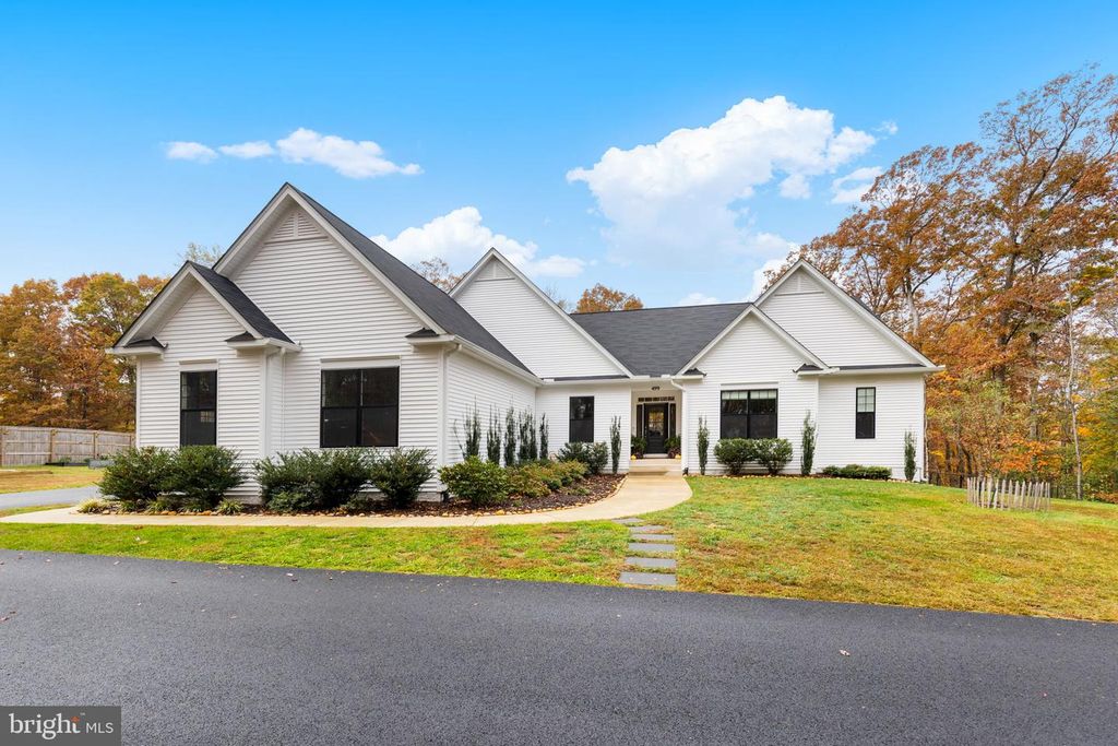 499 POPLAR RD, Fredericksburg, VA 22406