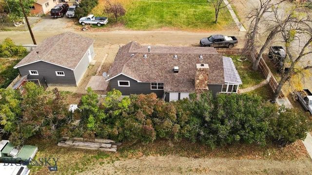 210 W Hamilton, Sheridan, MT 59749