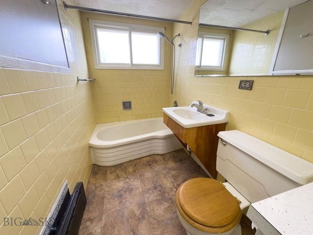 210 W Hamilton, Sheridan, MT 59749