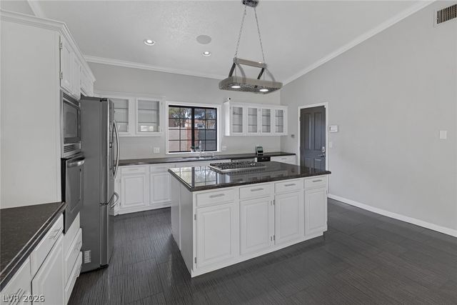 9 Quail Run Road, Henderson, NV 89014