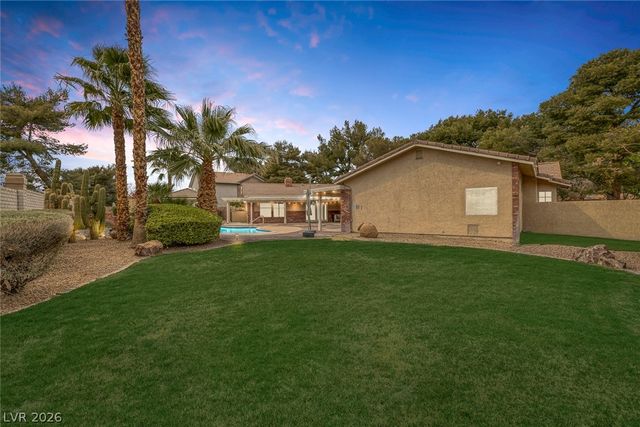 9 Quail Run Road, Henderson, NV 89014