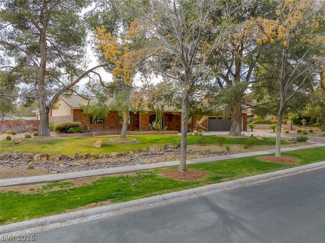 9 Quail Run Road, Henderson, NV 89014