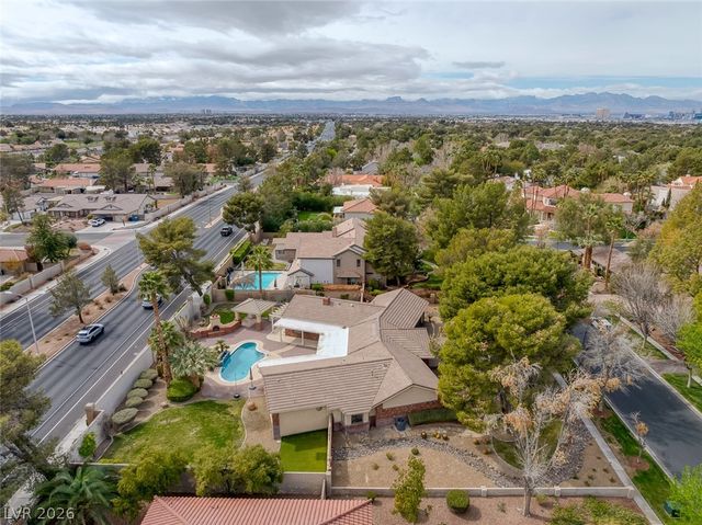 9 Quail Run Road, Henderson, NV 89014