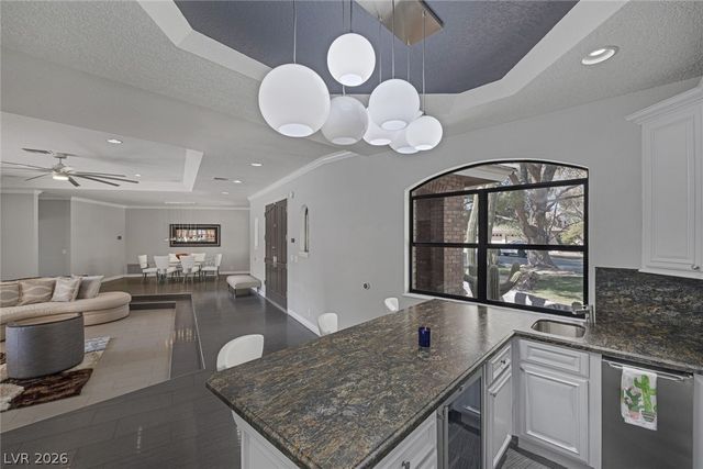 9 Quail Run Road, Henderson, NV 89014