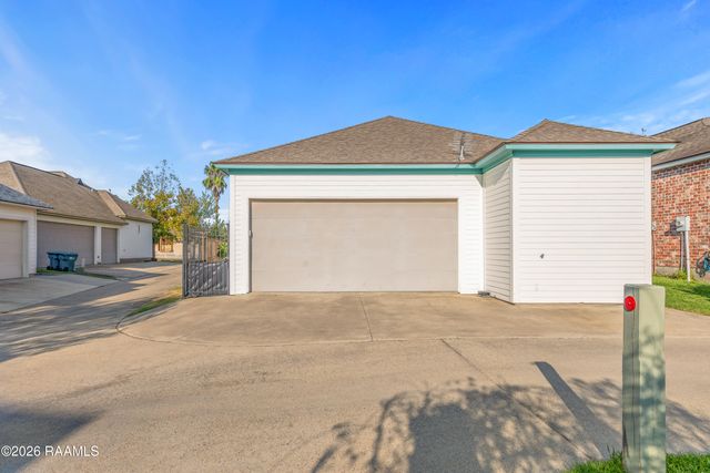 405 Harbor Road, Youngsville, LA 70592