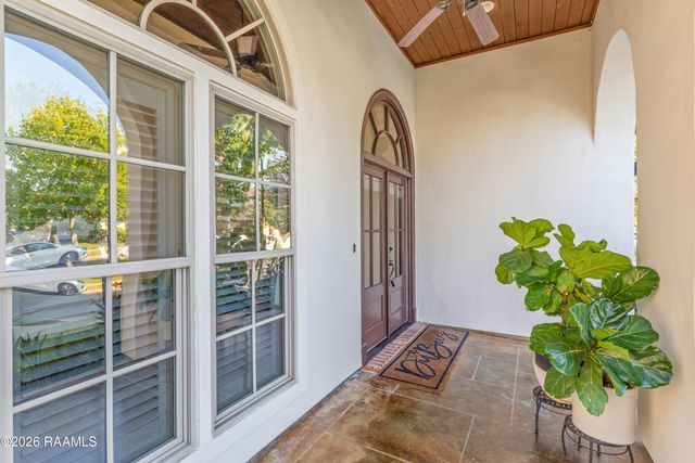 405 Harbor Road, Youngsville, LA 70592