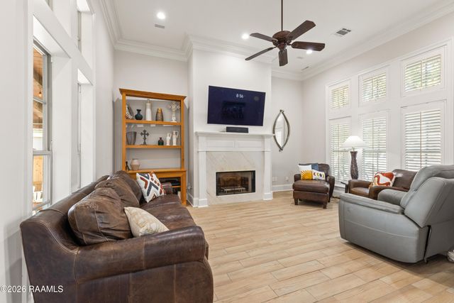 405 Harbor Road, Youngsville, LA 70592