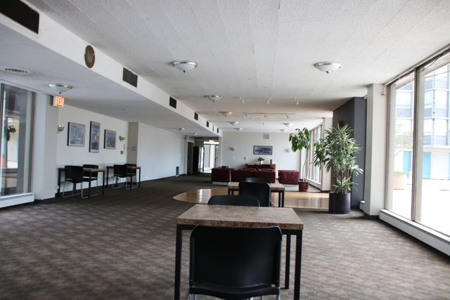 5701 N Sheridan Road 14E, Chicago, IL 60660