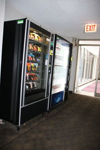 5701 N Sheridan Road 14E, Chicago, IL 60660