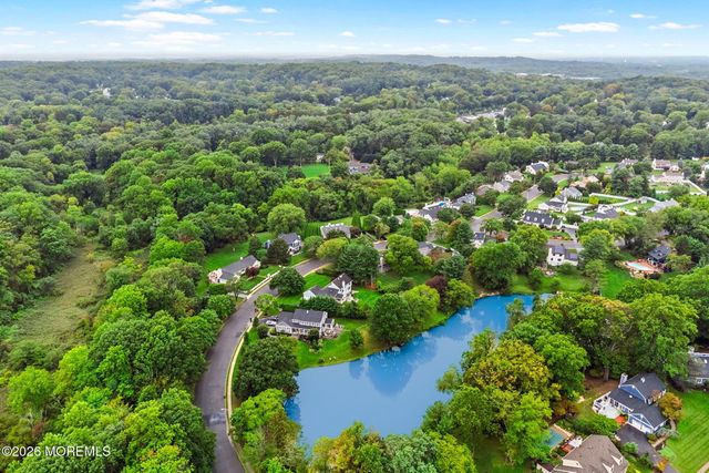 39 Brandywine Way, Middletown, NJ 07748