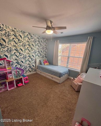 226 Sangria Dr, Vine Grove, KY 40175