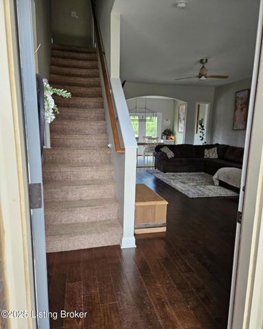 226 Sangria Dr, Vine Grove, KY 40175