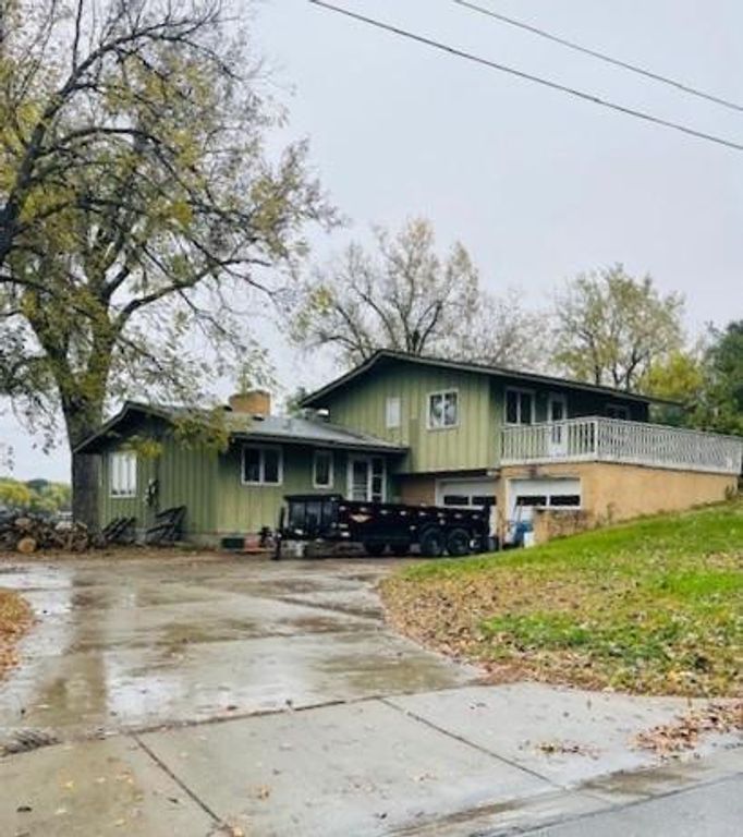 333 Maple Island Road, Burnsville, MN 55306