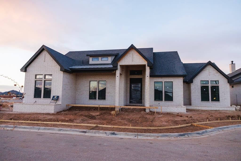 5802 Landon Ct, Midland, TX 79707