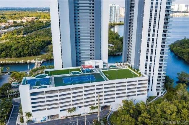 16385 Biscayne Blvd 1418, North Miami Beach, FL 33160