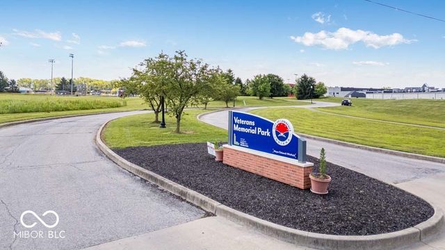 7401 Peristyle Lane, Mccordsville, IN 46055