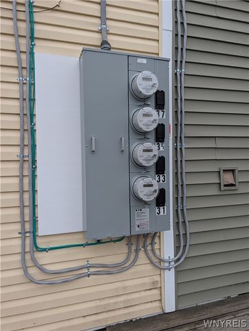 37 Lardner Court 31, Tonawanda, NY 14150