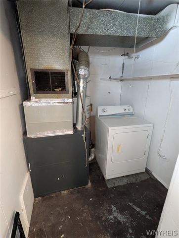 37 Lardner Court 31, Tonawanda, NY 14150