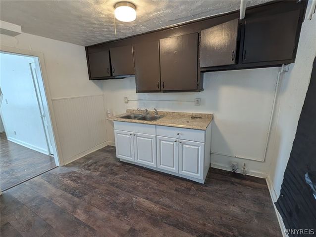 37 Lardner Court 31, Tonawanda, NY 14150