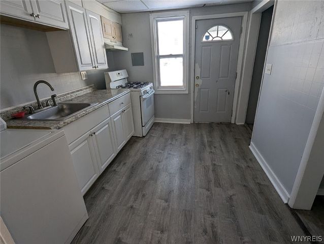 37 Lardner Court 31, Tonawanda, NY 14150