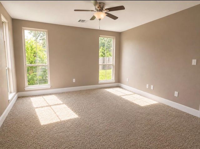 422 Pine Harbor Drive, Onalaska, TX 77360