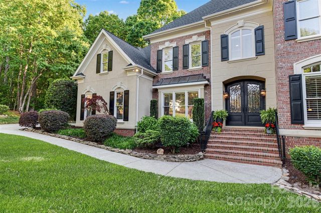 9341 Whispering Wind Drive, Charlotte, NC 28277