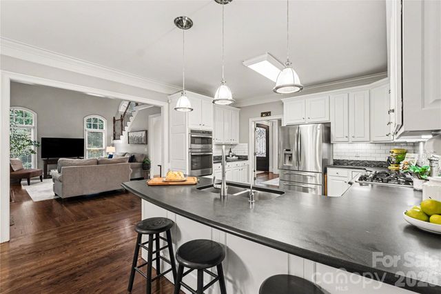 9341 Whispering Wind Drive, Charlotte, NC 28277
