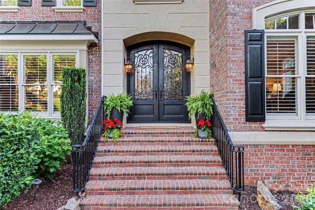 9341 Whispering Wind Drive, Charlotte, NC 28277