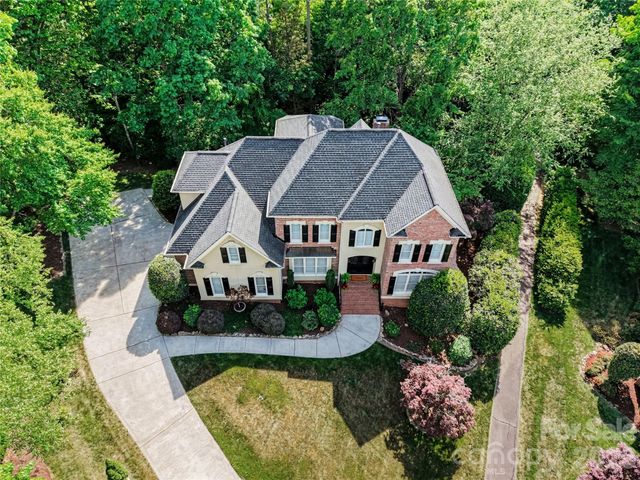 9341 Whispering Wind Drive, Charlotte, NC 28277