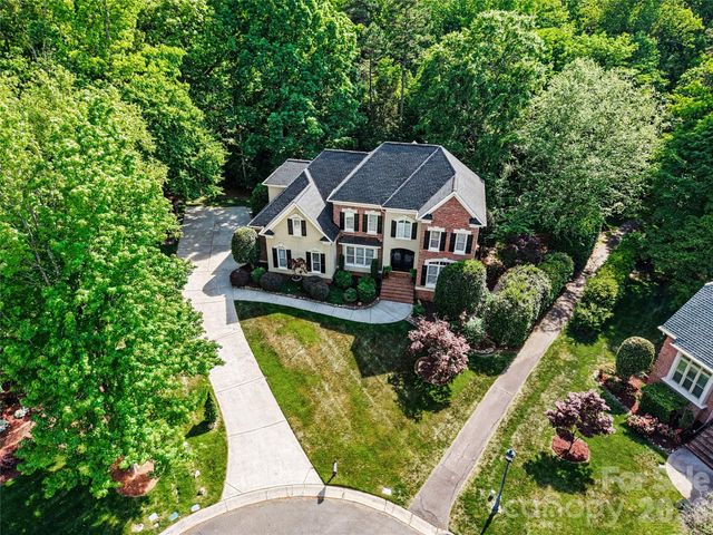 9341 Whispering Wind Drive, Charlotte, NC 28277
