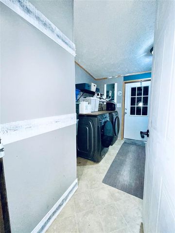 3650 E Copper Drive, Guthrie, OK 73044