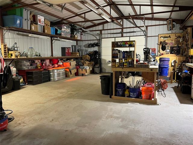 3650 E Copper Drive, Guthrie, OK 73044