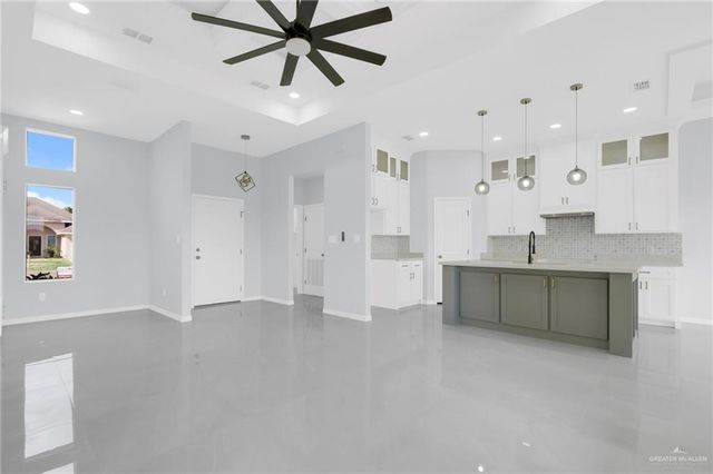 3511 Ida Drive, Palmview, TX 78572