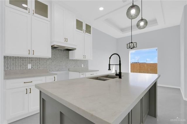 3511 Ida Drive, Palmview, TX 78572