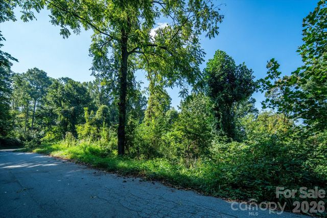 99999 Westhaven Drive 32, Asheville, NC 28804