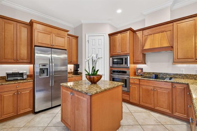 3406 W GRANADA STREET 2, Tampa, FL 33629